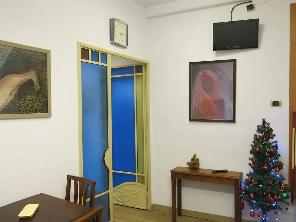 ** Guest house Piazza Paradiso Accommodation Siena Italy