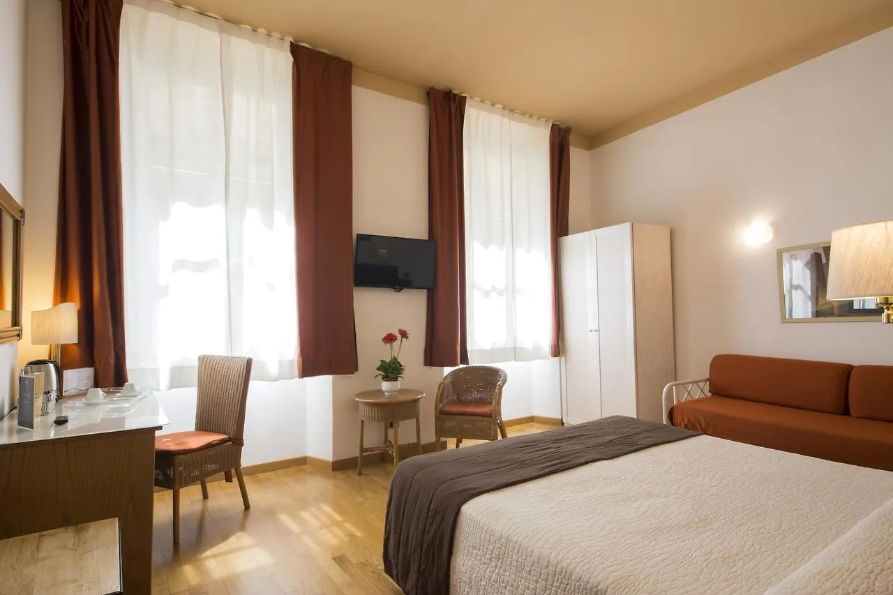 ** Guest house Piazza Paradiso Accommodation Siena Italy