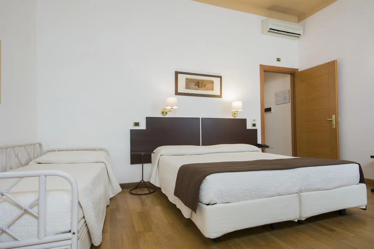 Piazza Paradiso Accommodation Siena Guest house