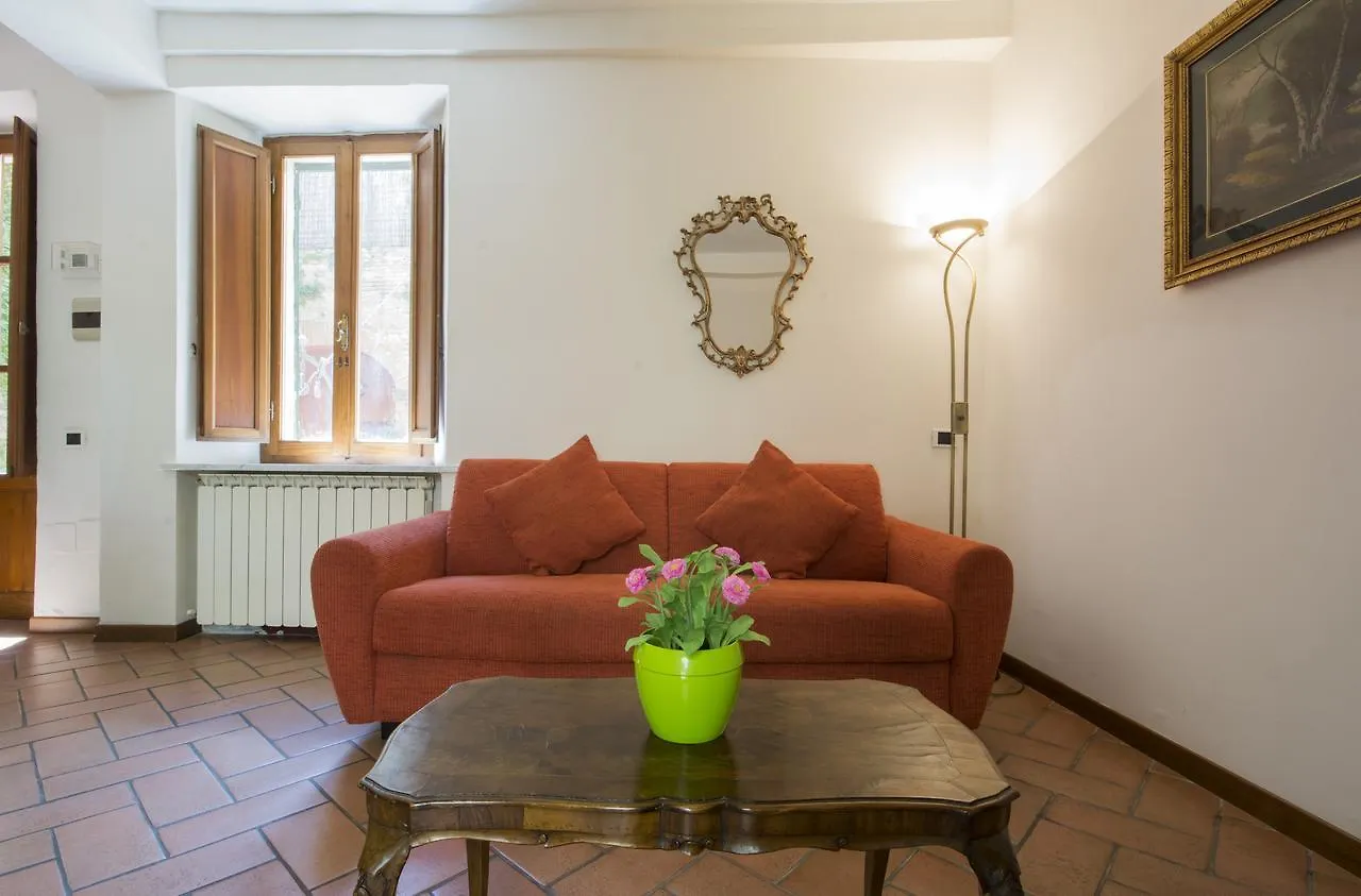 Piazza Paradiso Accommodation Siena 2*,