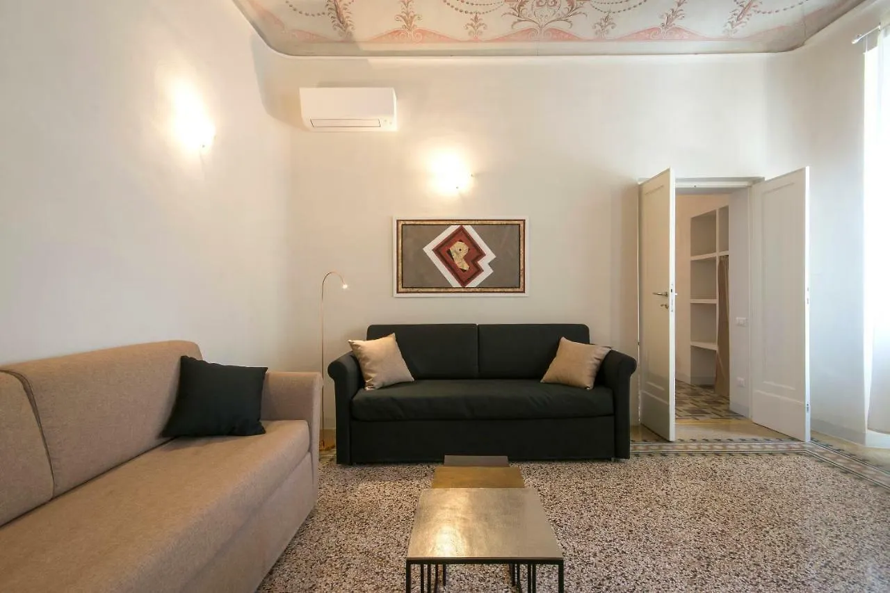 ** Guest house Piazza Paradiso Accommodation Siena Italy