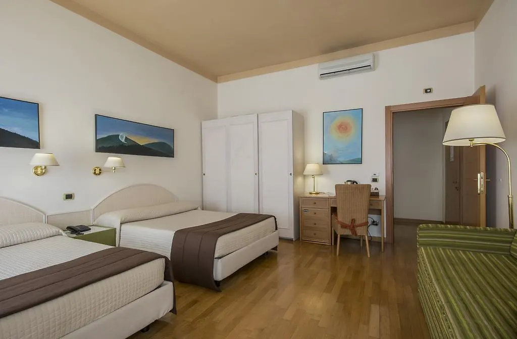 Piazza Paradiso Accommodation Siena Italien